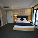 Sera Nature & Ξενοδοχείο 4*
