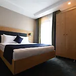 Hotel Sera Nature & 4*