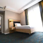 Sera Nature & Hotel