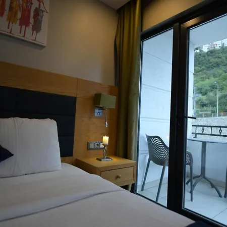 Sera Nature & Hotell 4*