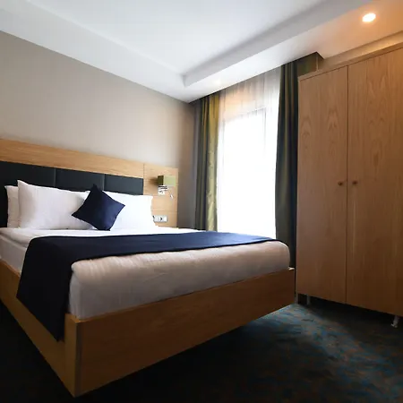 Hotel Sera Nature & 4*