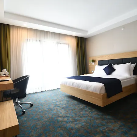 Sera Nature & Hotel 4*