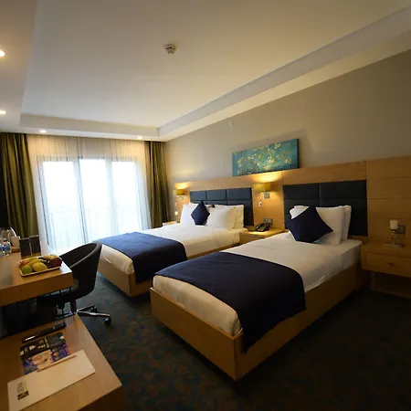 Sera Nature & Hotel 4*