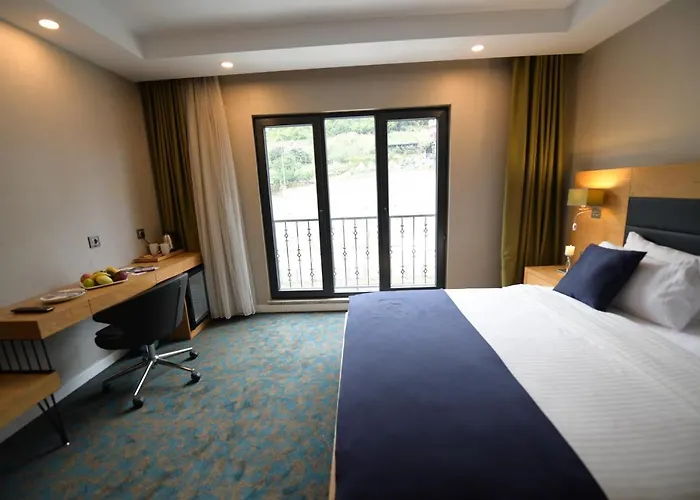 Hotel Sera Nature & Trabzon